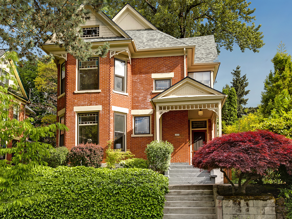 Richmond Queen Anne