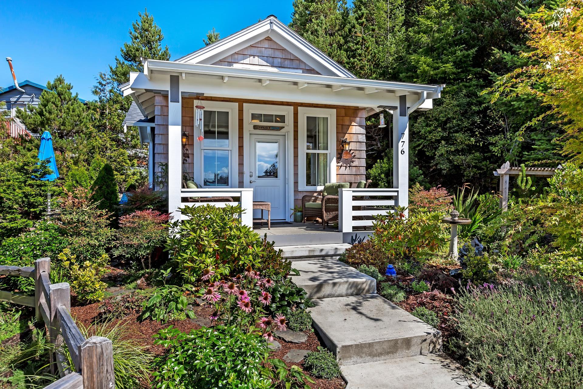 Beautiful Tiny Home in Manzanita