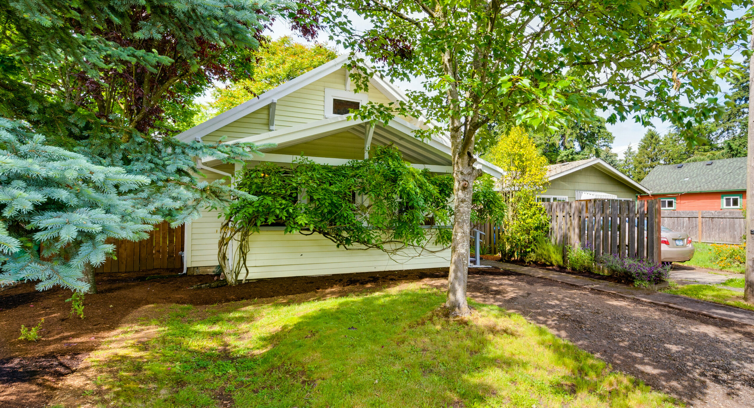 Charming Woodstock Bungalow